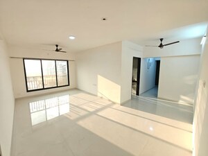 Room in 3 BHK Apartment at Pranav Sparsh CHS, Malad West – for Rent