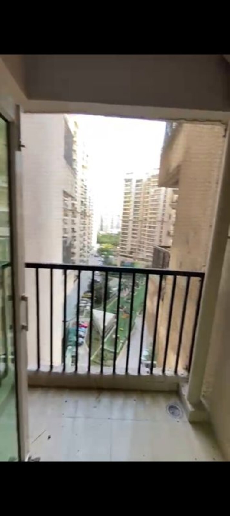 Balcony, gaur-city-4th-avenue 2 Bedroom 910 Sq.Ft. Apartment In Sector 4 Greater Noida Greater Noida 10034941