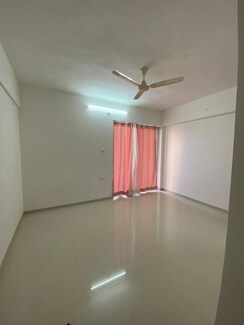 2 BHK Penthouse For Rent in Lushlife Ovo