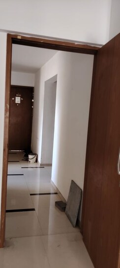 2 BHK Apartment For Rent in Vertical Alcinia