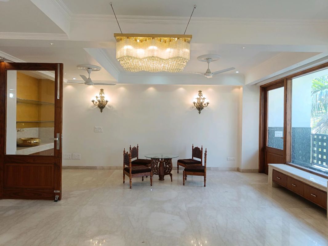 4 BHK Apartment For Rent in Kesar Garden Apartments