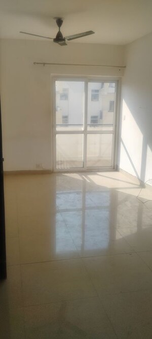 Room in 3 BHK Builder Floor at BPTP Park Elite Floor II, Sector 75 – for Rent
