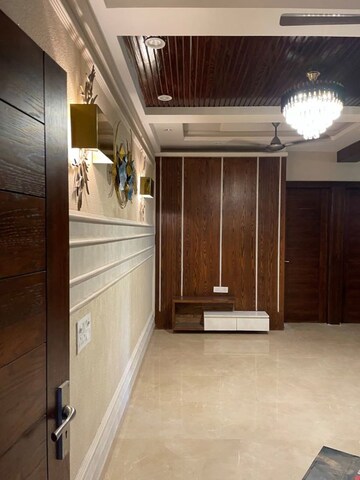 Building Lobby in 3 BHK Builder Floor at Shakti Khand 2 – for Sale