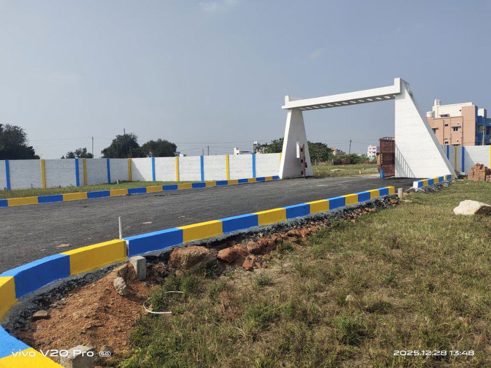 Plot For Sale in Thiruvalluvar Nagar