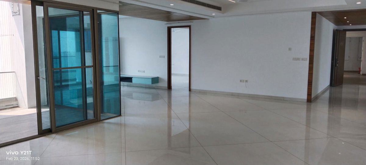 4 BHK + Servant Room,Study Room,Extra Room 5490 Sq.Ft. Apartment in Jayabheri The Peaks