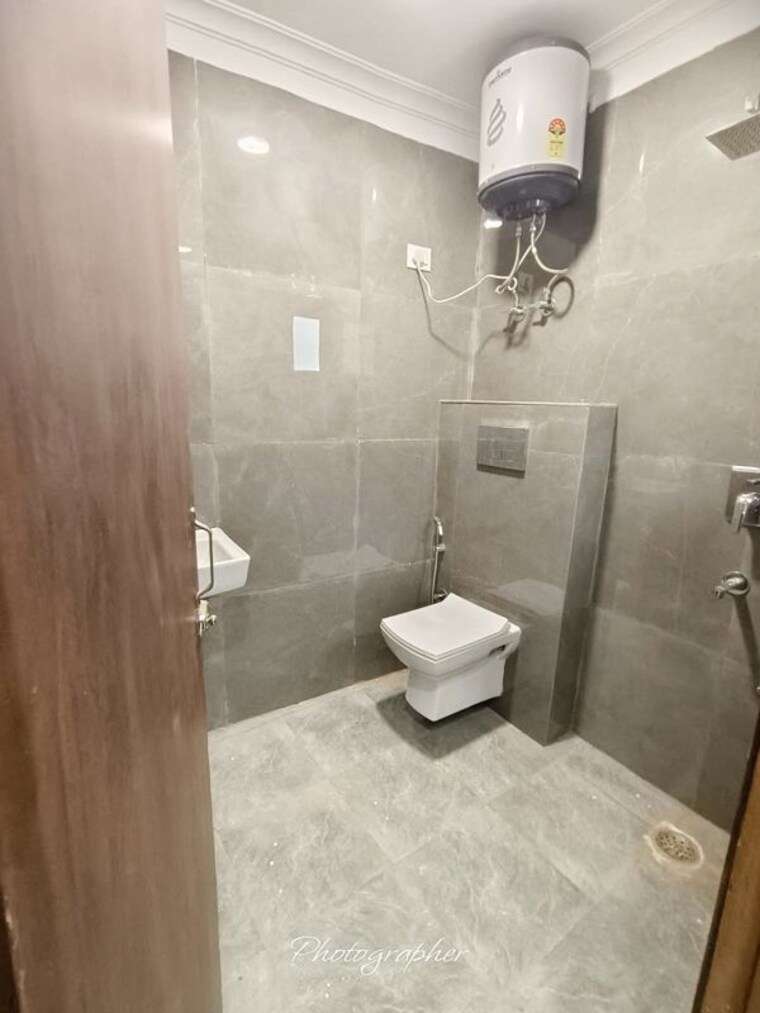 Bathroom, saket 1 Bedroom 600 Sq.Ft. Builder Floor In Saket Delhi 10035031