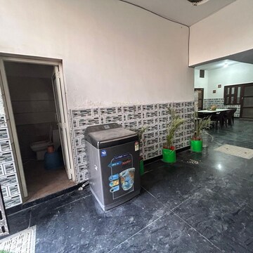 Parking in  Pg at Garhi Village – for Rent