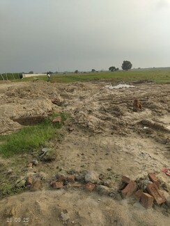 Plot For Sale in Modipuram