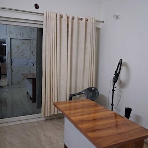 2 BHK Apartment For Rent in Gaur Yamuna City 16th Park View, Sector 19 Yamuna Expressway