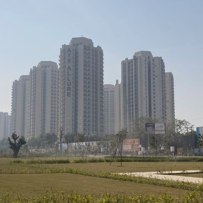 3 BHK 1350 Sq.Ft. Apartment in ATS Allure