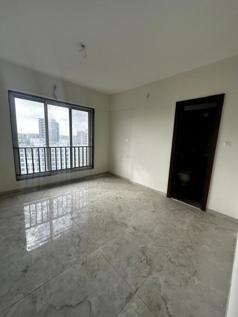 Room, ghatkopar east 2 Bedroom 667 Sq.Ft. Apartment In Ghatkopar East Mumbai 10035072