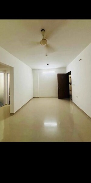 Room in 2 BHK Apartment at Sudashan Apartment Ghatkopar, Ghatkopar East – for Rent