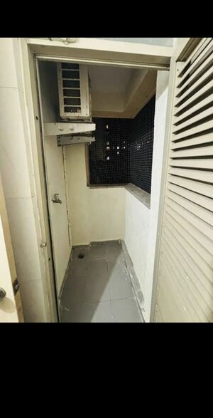 Bathroom in 2 BHK Apartment at Sudashan Apartment Ghatkopar, Ghatkopar East – for Rent