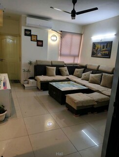 2 BHK Apartment For Rent in Wave Dream Homes