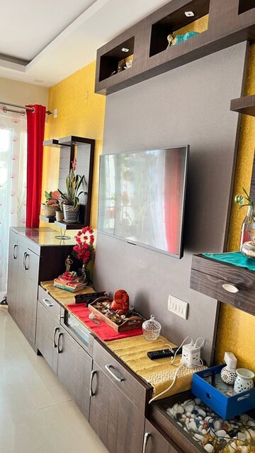 Furnished Amenities in 2.5 BHK Apartment at Ramky One North, Yelahanka – for Rent