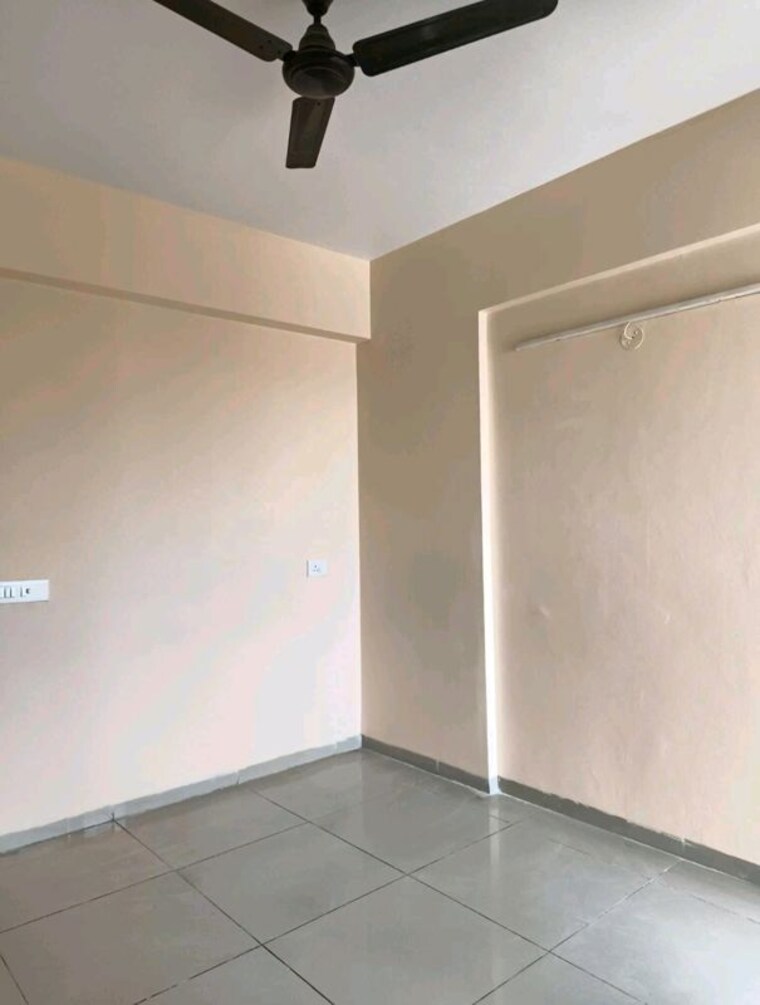 Bedroom, wave-dream-homes 2 Bedroom 808 Sq.Ft. Apartment In Wave City Ghaziabad 10035138