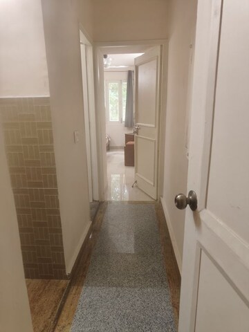 Building Lobby in 5 BHK Apartment at RWA Apartments Sector 51, Sector 51 – for Rent