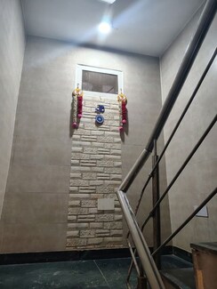 3 BHK Builder Floor For Rent in Sector 37