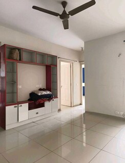 2 BHK Apartment For Rent in Wave Dream Homes