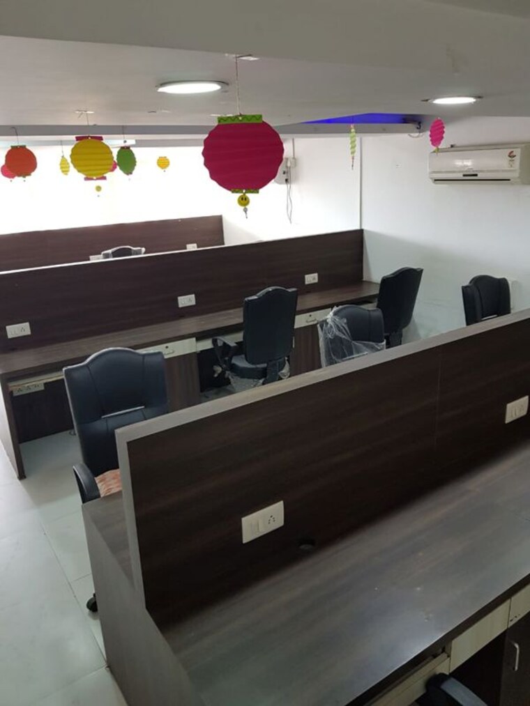 Team Area, alkapuri Commercial Office Space 1550 Sq.Ft. In Alkapuri Vadodara 10035150