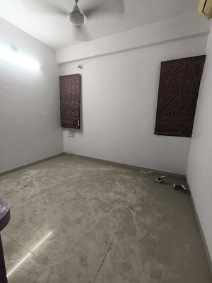Room in 2 BHK Apartment at Radheshyam Krushnam Heritage, Nizampura – for Rent