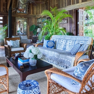 Living Room in 6+ BHK Independent House at Kohat Enclave – for Sale