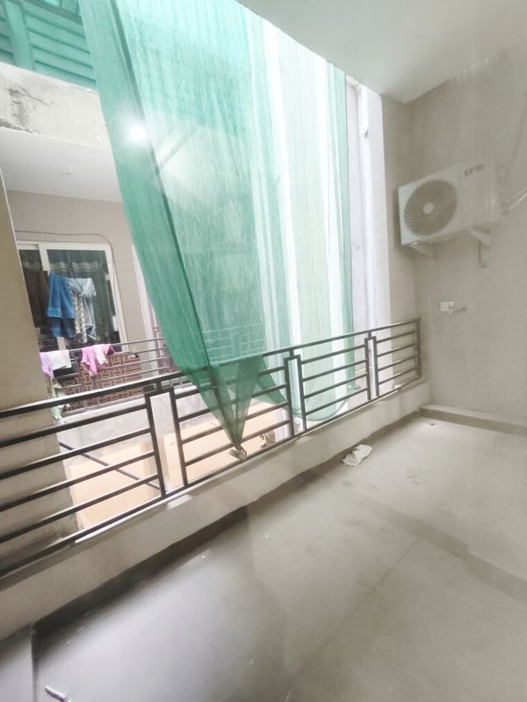 Balcony, hlp-palmillas 3 Bedroom 1450 Sq.Ft. Apartment In Vip Road Zirakpur 10035257