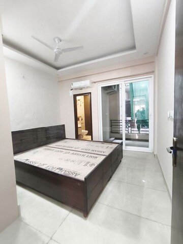 3 BHK Apartment For Rent in HLP Palmillas, Vip Road