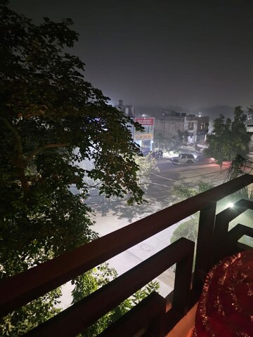 Balcony in 3 BHK Builder Floor at Jammu and Kashmir Bank Employees CGH, Sector 9a – for Rent