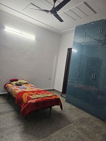 Bedroom in 3 BHK Builder Floor at Jammu and Kashmir Bank Employees CGH, Sector 9a – for Rent