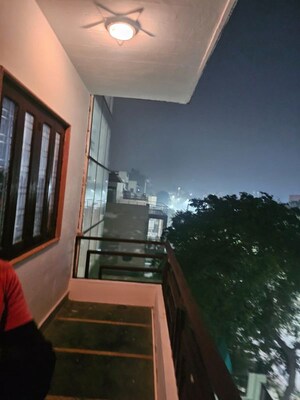 Balcony in 3 BHK Builder Floor at Jammu and Kashmir Bank Employees CGH, Sector 9a – for Rent