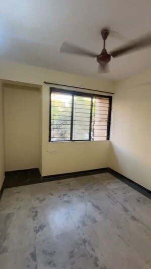 Room in 2 BHK Apartment at Hiranandani Estate, Ghodbunder Road – for Rent
