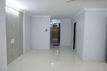 Building Lobby in 3 BHK Villa at RNA Courtyard, Mira Road – for Rent