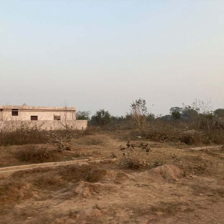 undefined, sector 18 yamuna expressway  300 Sq.Mt. Plot In Sector 18 Yamuna Expressway Greater Noida 10035325