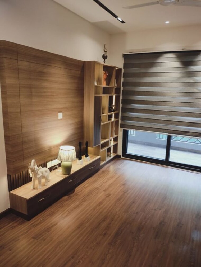 Room, ardee-city 4 Bedroom 300 Sq.Yd. Builder Floor In Sector 52 Gurgaon 10035326