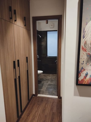 Building Lobby in 4 BHK Builder Floor at Ardee City, Sector 52 – for Sale