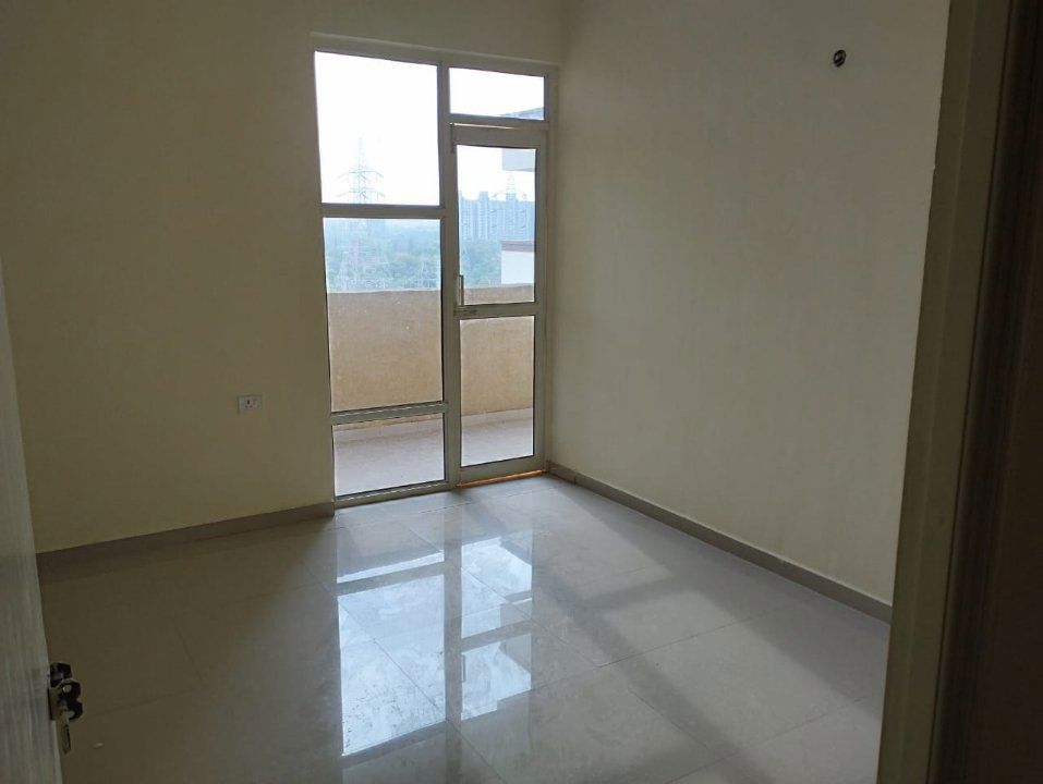 2 BHK Apartment For Rent in Pyramid Midtown
