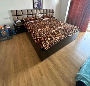 Bedroom in 2 BHK Apartment at Jaypee Greens Pavilion Court, Sector 128 – for Rent