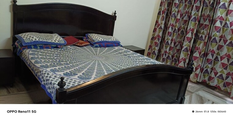 Bedroom, kalkaji 3 Bedroom 1800 Sq.Ft. Builder Floor In Kalkaji Delhi 10035404