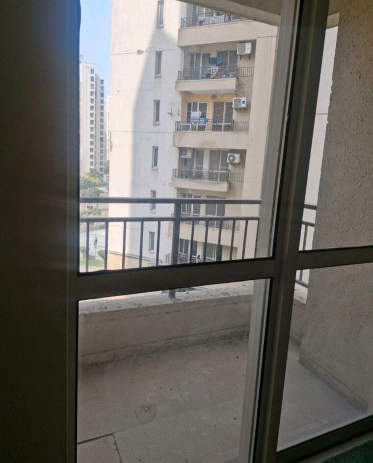 Balcony, jaypee-greens-kosmos 3 Bedroom 1200 Sq.Ft. Apartment In Sector 134 Noida 10035407