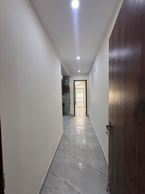 2 BHK Builder Floor – Entrance View at Kalkaji - for Rent