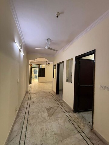 2 BHK Builder Floor – Entrance View at Kalkaji - for Rent