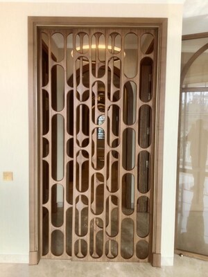 Building Lobby in 4 BHK Builder Floor at Anand Niketan – for Sale