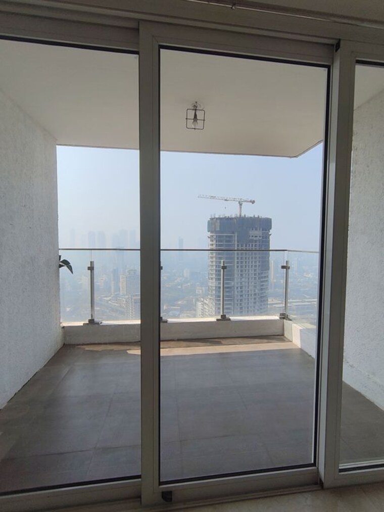 Room, lnt-realty-crescent-bay 2 Bedroom 771 Sq.Ft. Apartment In Parel Mumbai 10035476