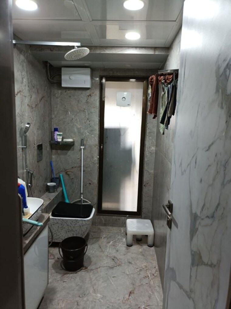 Bathroom, neelganga-apartment 1 Bedroom 420 Sq.Ft. Apartment In Lower Parel Mumbai 10035490