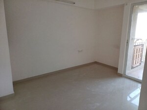 Room in 2 BHK Apartment at Mantra Insignia, Mundhwa – for Rent