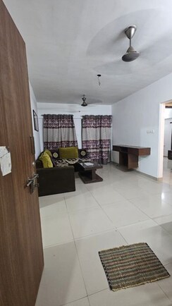 1 BHK + Pooja Room,Servant Room,Extra Room Apartment For Rent in Kamdhenu 7th Heaven