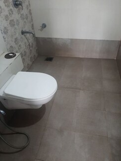 2 BHK + Pooja Room,Servant Room,Extra Room Apartment For Rent in Prestige Gold Phase II