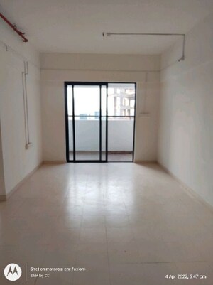 Room in 1 BHK Apartment at Duville Riverdale, Kharadi – for Rent