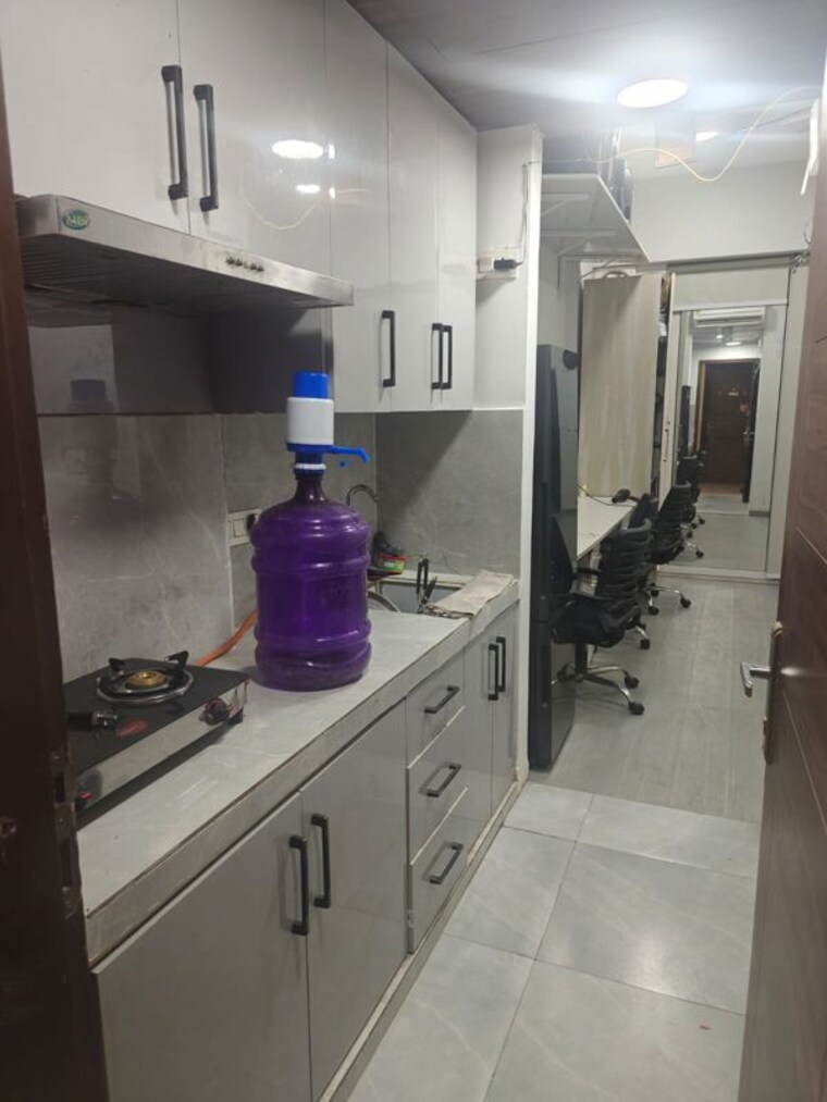 Kitchen, ghazipur 3 Bedroom 1800 Sq.Ft. Apartment In Ghazipur Zirakpur 10035524